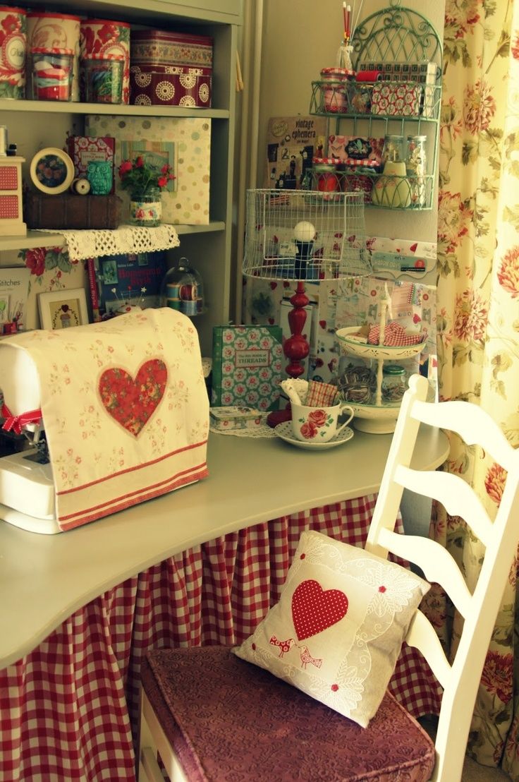 https://www.lovethispic.com/image/155415/country-charm-sewing---crafting-area https://www.lovethispic.com/image/155415/country-charm-sewing---crafting-area