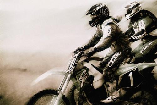 b n w - i love bikes