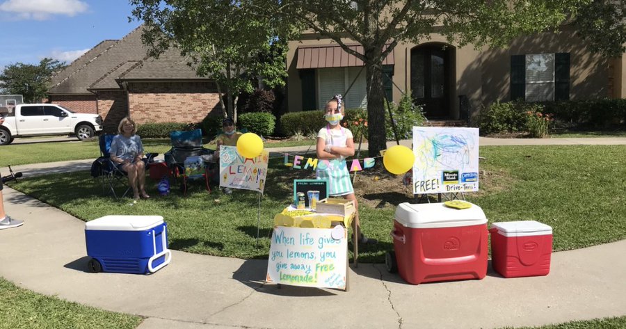 A brother and sister giving away free lemonade in Lafayette LA