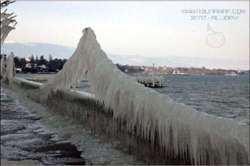 ice on the bridge - ice on the bridge