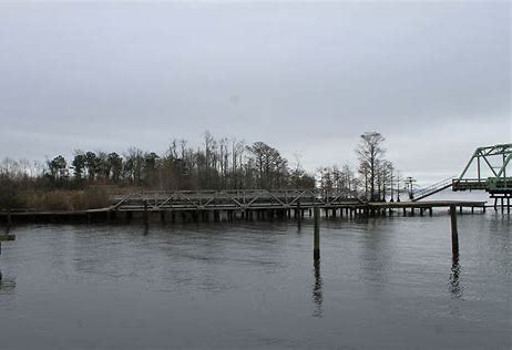 An image of the Scuppernong River in Wilmington North Carolina An image of the Scuppernong River in Wilmington North Carolina