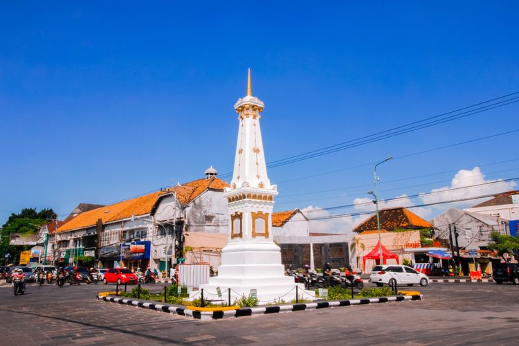 Tugu Yogyakarta,  one of famous spot in Yogyakatta