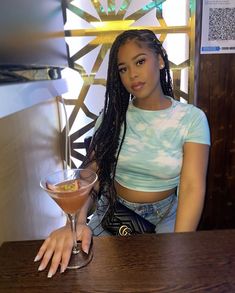 Shannon the young teen who is being called a hero for saving a girl from being kidnapped. Shannon the young teen who is being called a hero for saving a girl from being kidnapped.