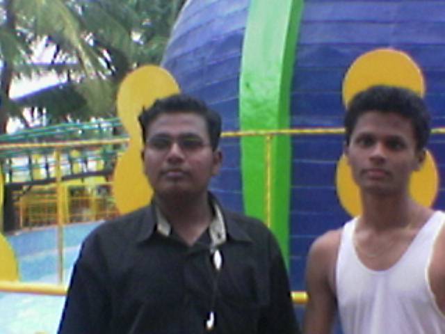 george and naveen........... - this is wen we went to mgm theeem park