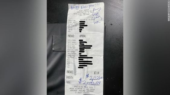 A customer at a cafe in Miami gives a huge tip for super service A customer at a cafe in Miami gives a huge tip for super service