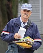 A mailman in California gets an assist from a family in West Corvina A mailman in California gets an assist from a family in West Corvina