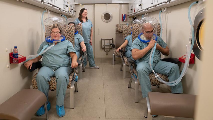 https://healthblog.uofmhealth.org/health-management/what-to-know-before-receiving-hyperbaric-oxygen-chamber-therapy https://healthblog.uofmhealth.org/health-management/what-to-know-before-receiving-hyperbaric-oxygen-chamber-therapy