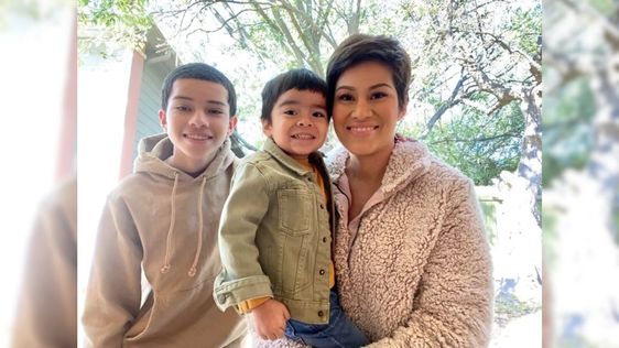 Houston Texas single mom LIsette LeJuene and her two children Houston Texas single mom LIsette LeJuene and her two children