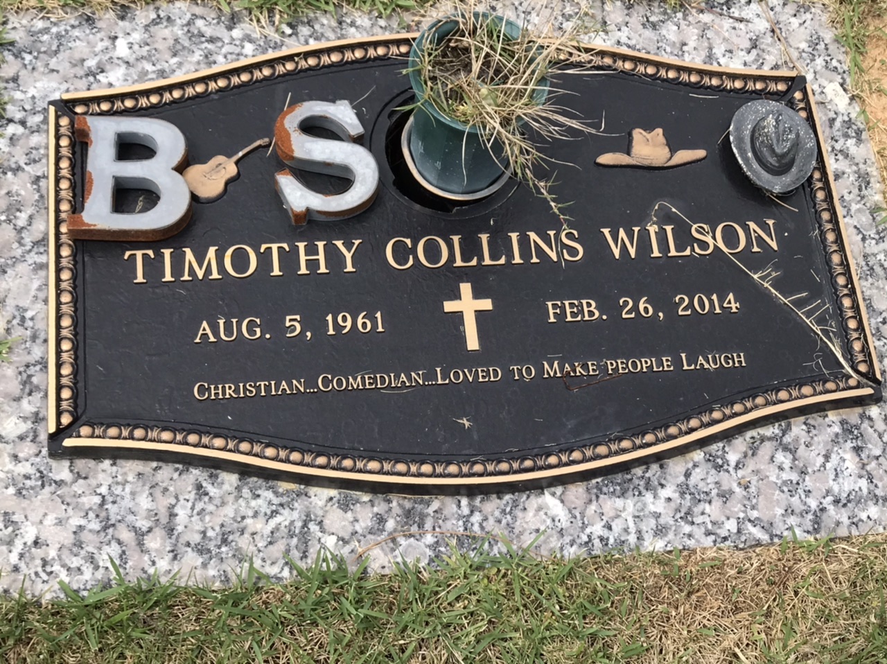 Tim Wilson’s grave.  Photo taken by and the property of FourWalls.