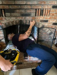 Henderson Firefighter rescuing a teen who wanted to get inside of her home Henderson Firefighter rescuing a teen who wanted to get inside of her home