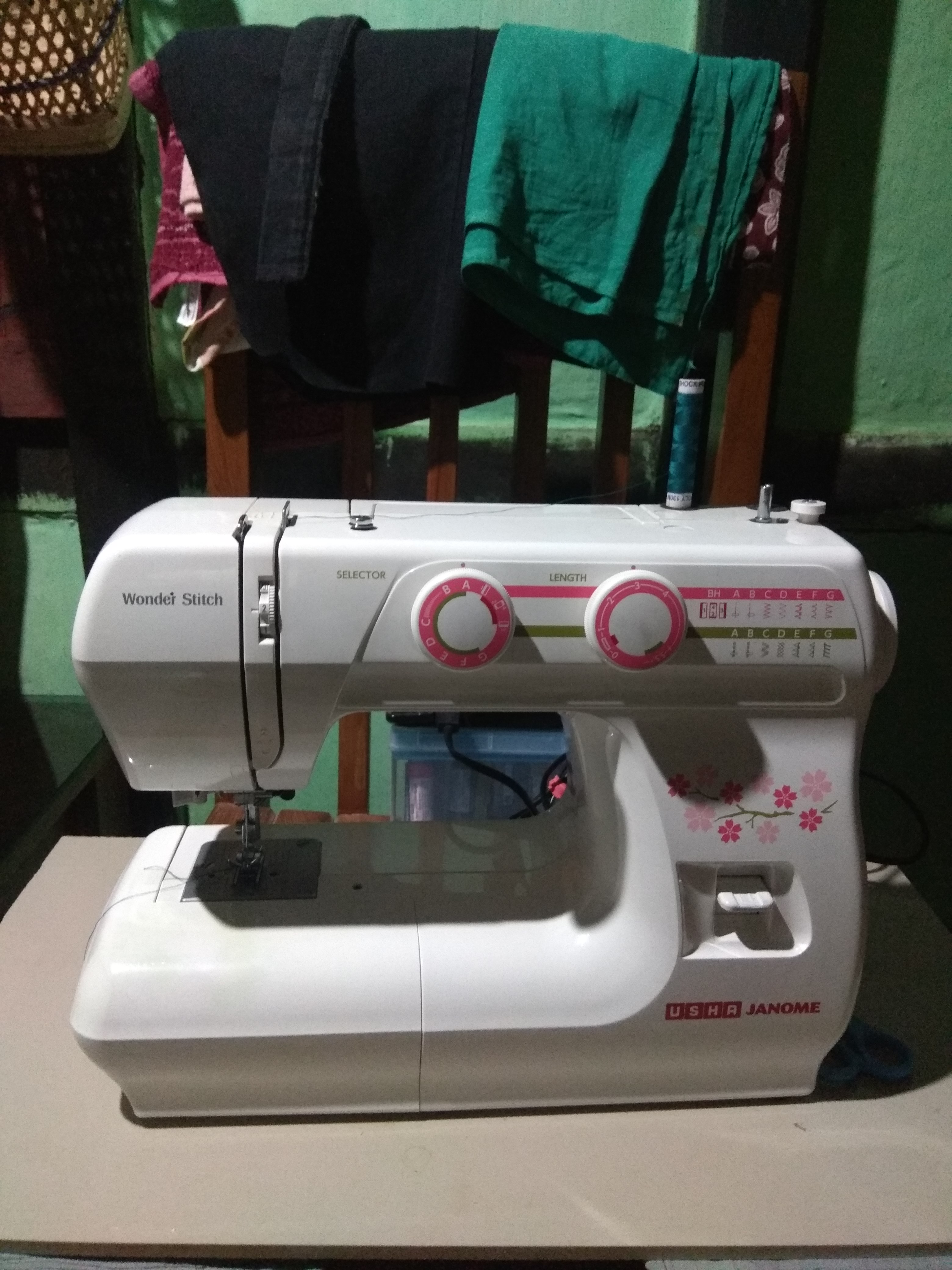 USHA JANOME automatic sewing machine.