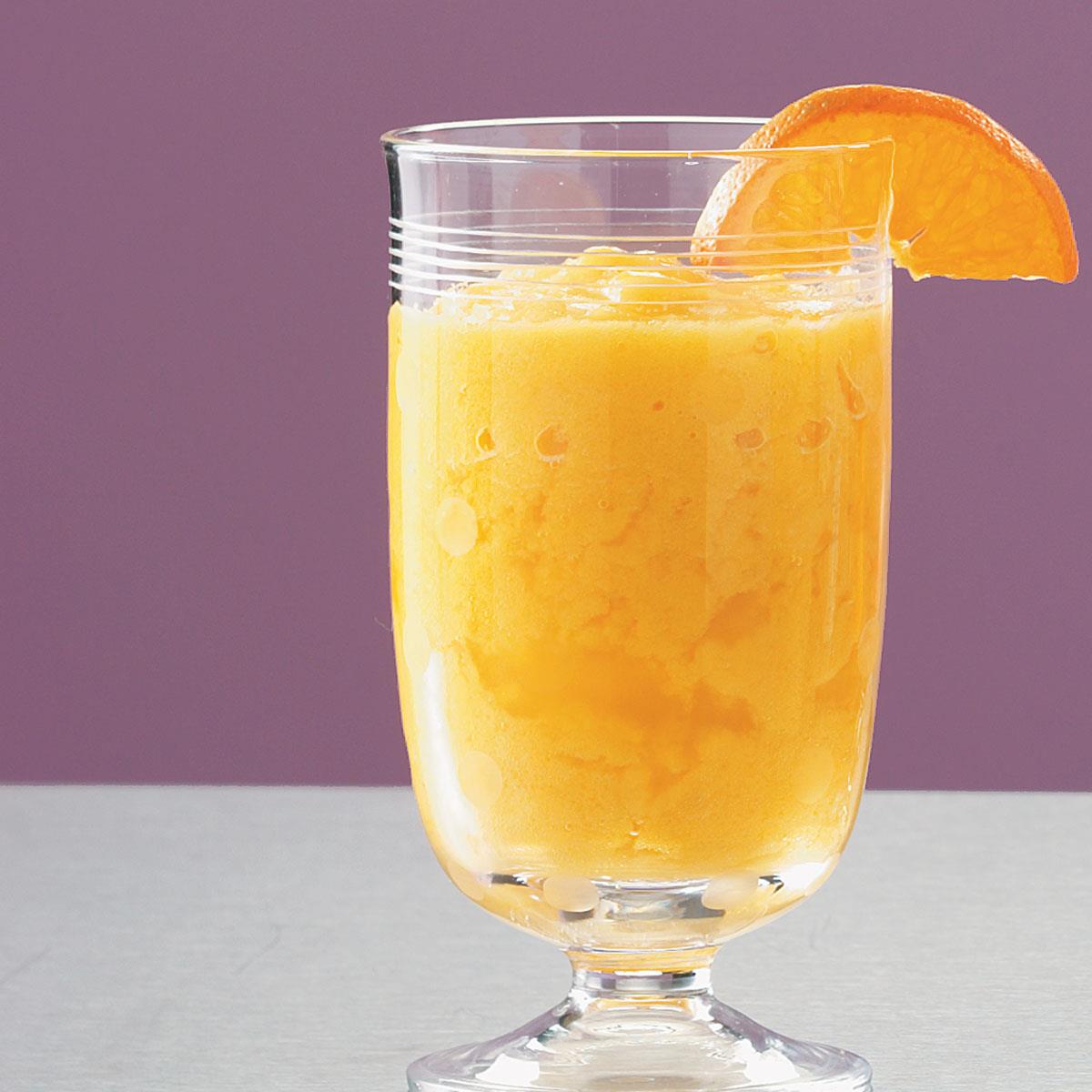 Have you tried this Pineapple Orange Smoothie? 