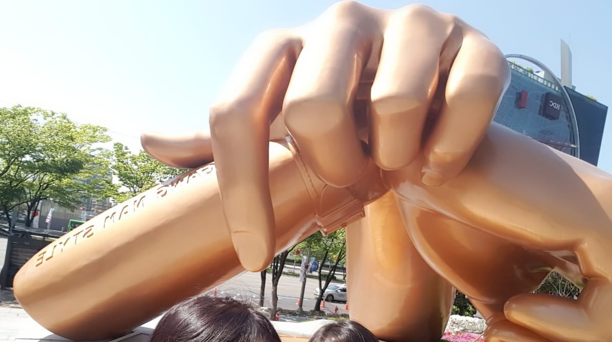 Gangnam style statue