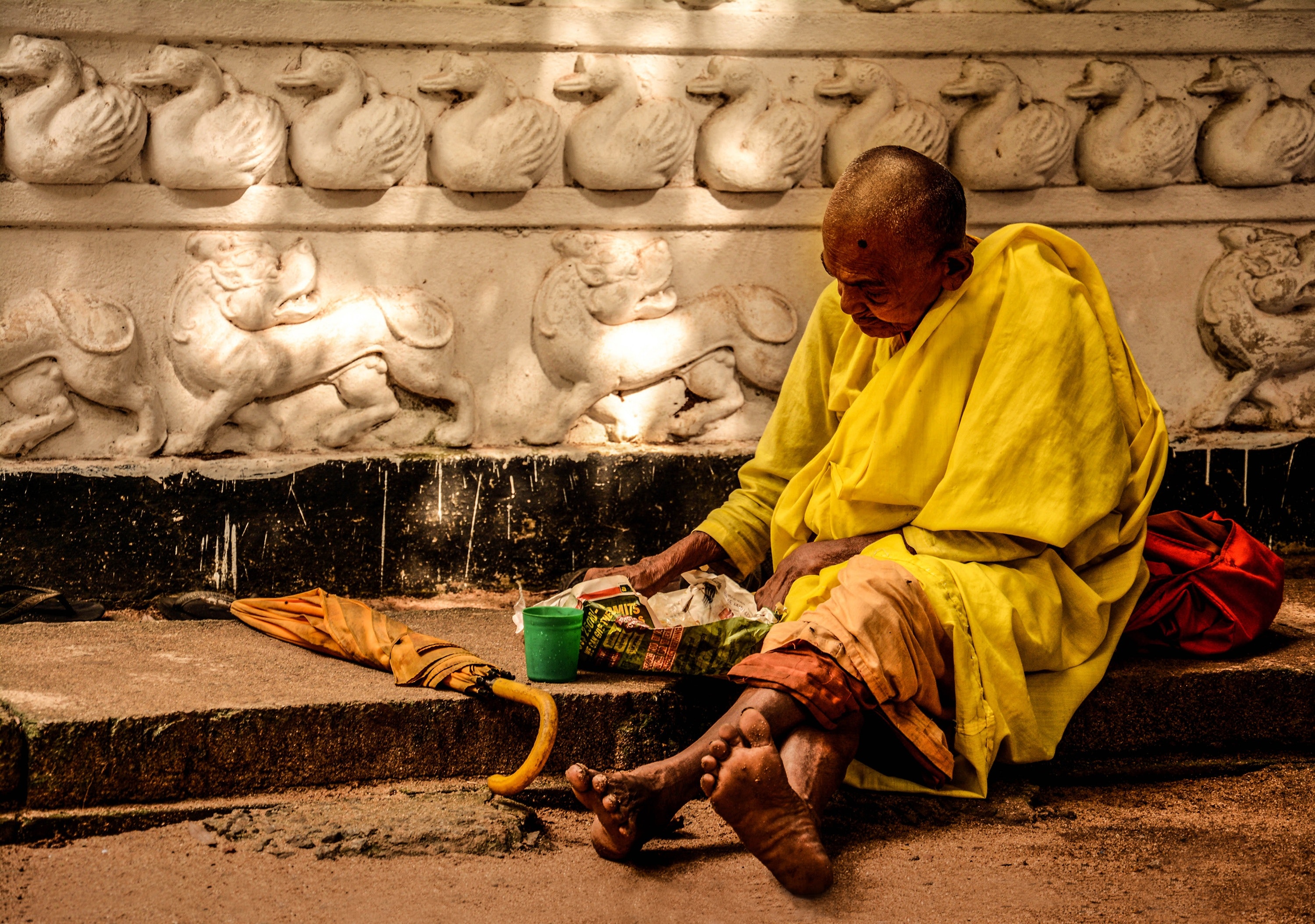 Thoughts bring you to the path, but then thoughts prevent you from entering the final gate on that path Thoughts bring you to the path, but then thoughts prevent you from entering the final gate on that path