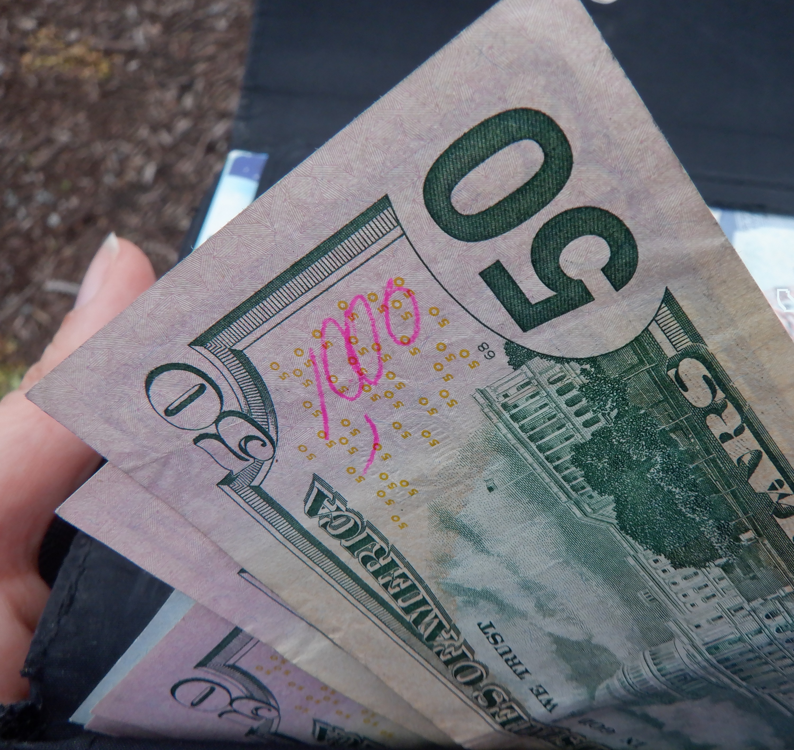 Photo of the money I took to deposit in the bank Photo of the money I took to deposit in the bank