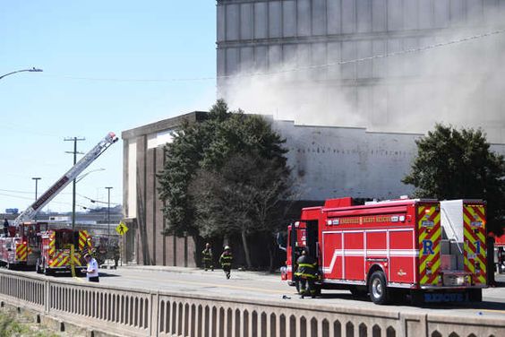 The Dial Page building in Knoxville Tennessee on fire Wednesday afternoon The Dial Page building in Knoxville Tennessee on fire Wednesday afternoon