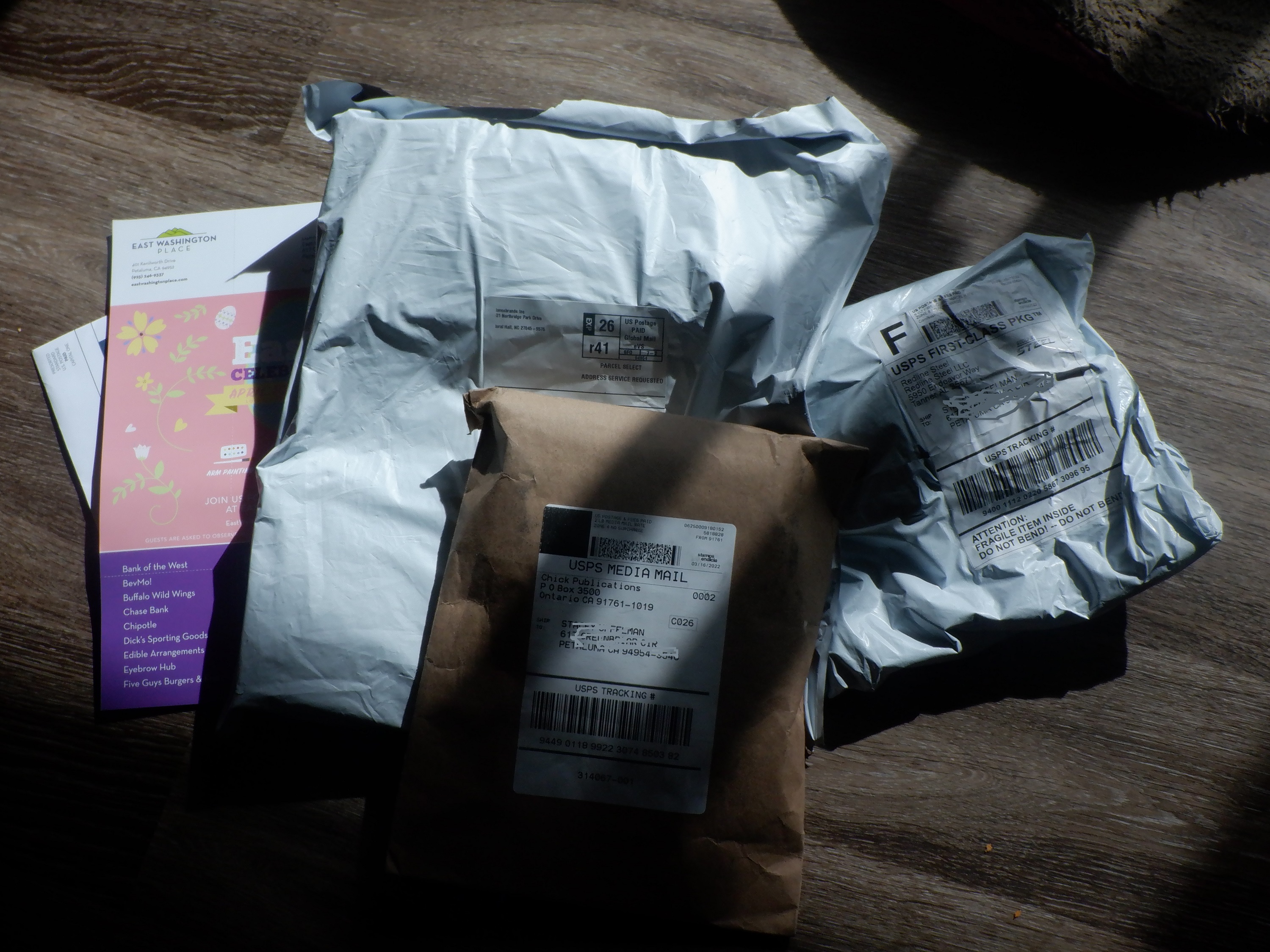 Photo I took of the packages I recieved today Photo I took of the packages I recieved today