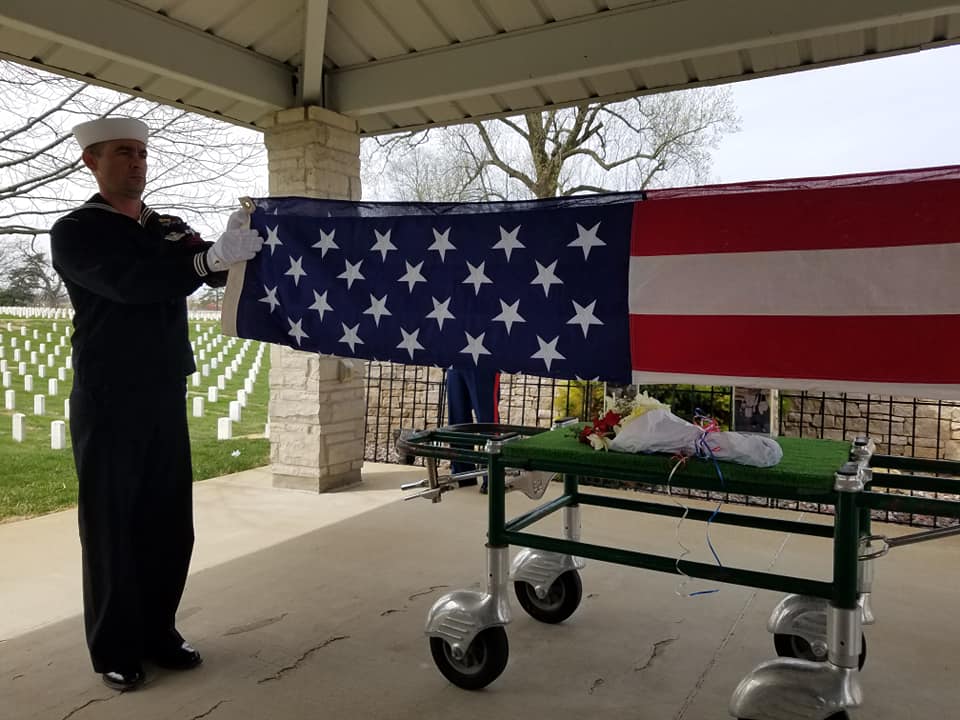Navy Military Funeral at Jefferson Barracks Veteran's Cemetery in St. Louis