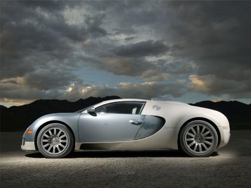 Bugatti Veyron - World Fastest Car