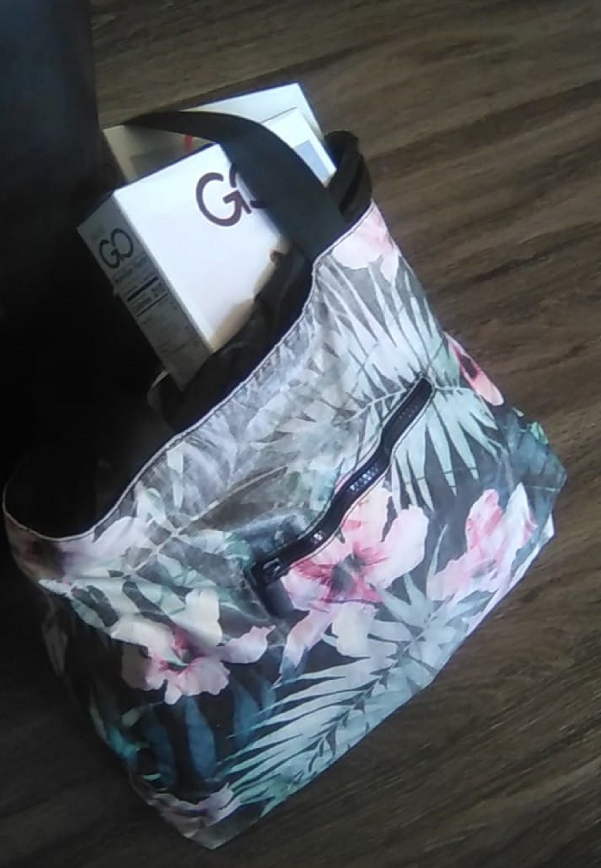 Photo I took of my bag with groceries Photo I took of my bag with groceries