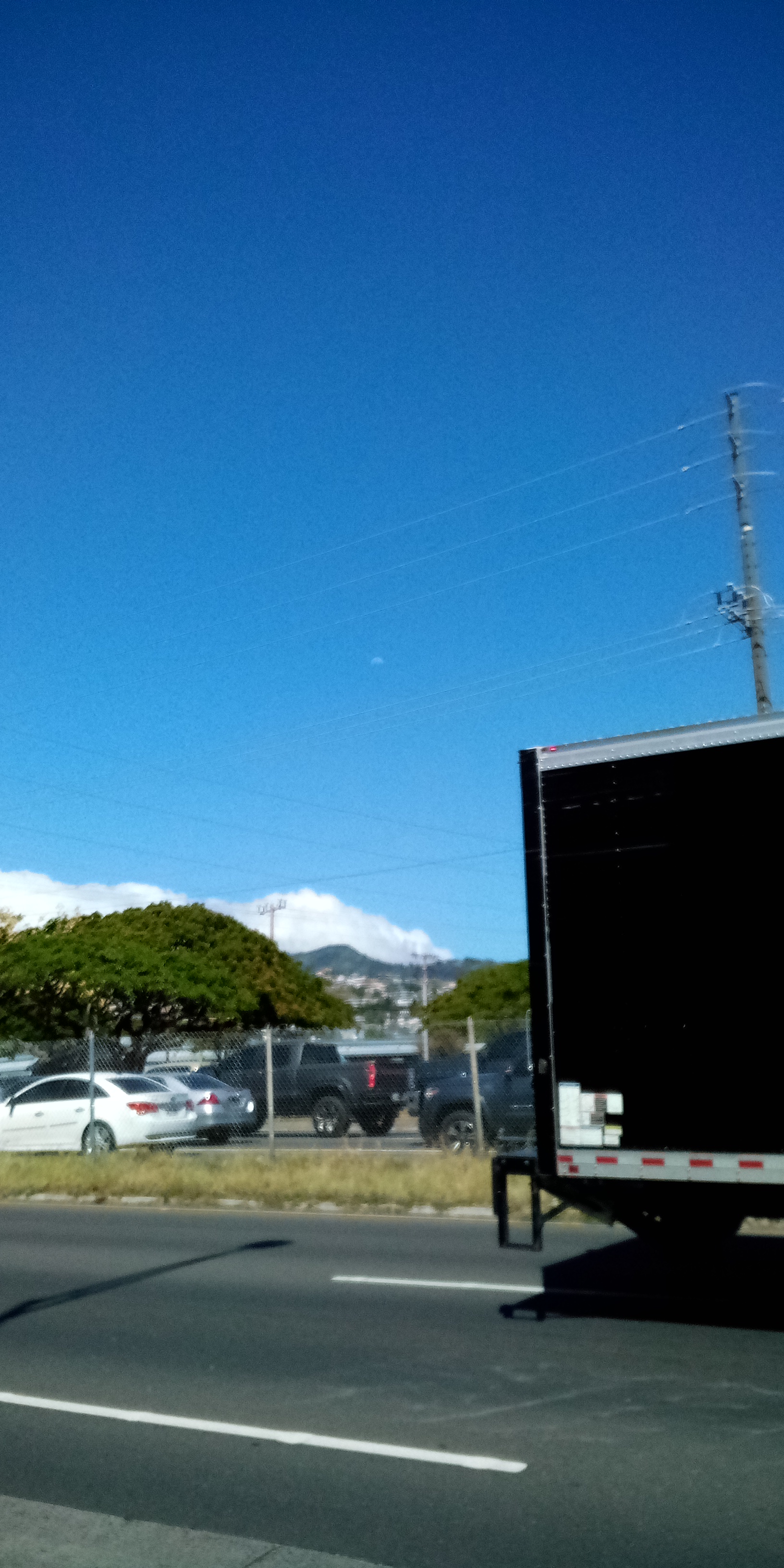 June 8, 2022 Day Moon Kalihi Uka June 8, 2022 Day Moon Kalihi Uka
