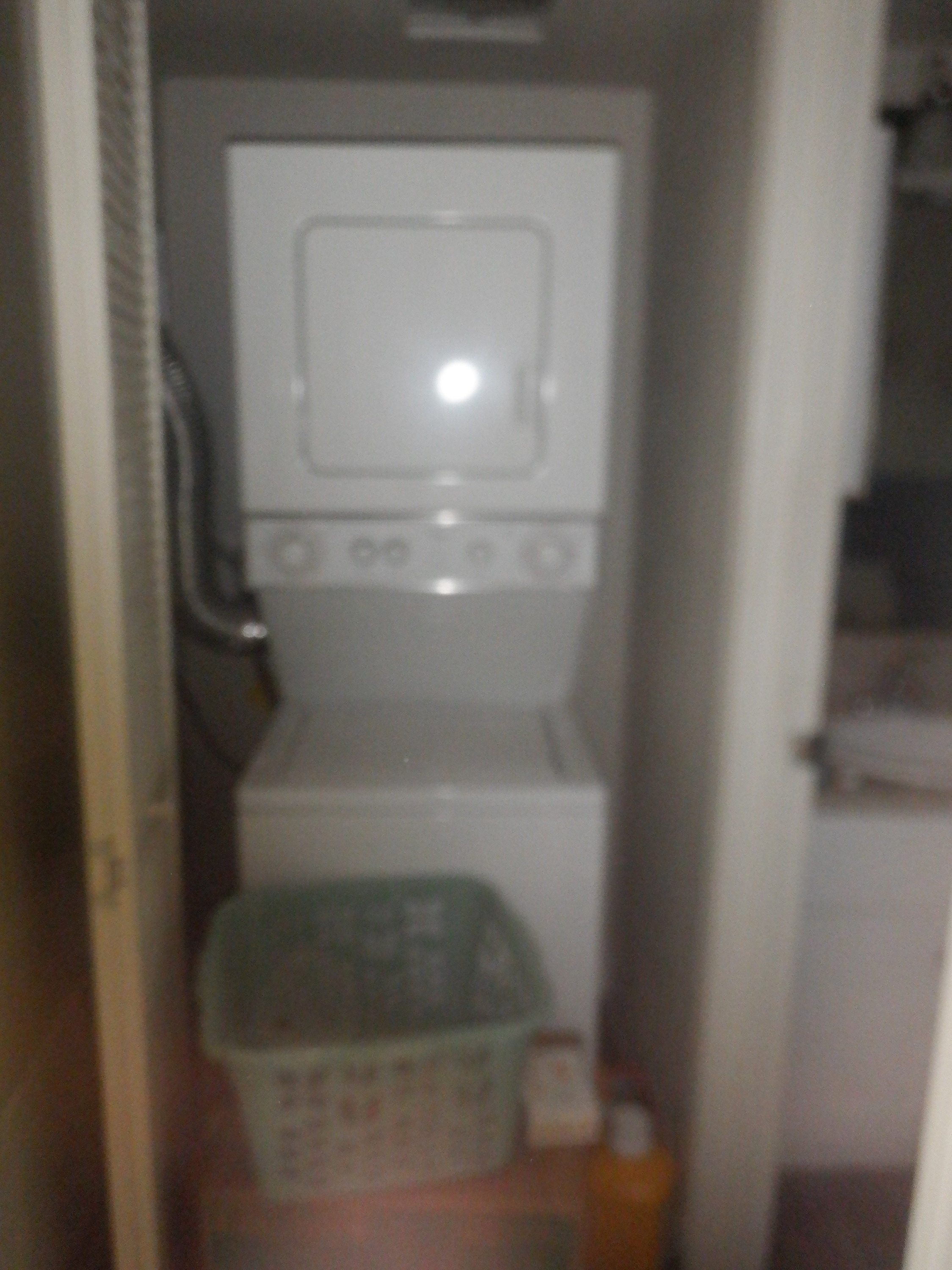 Photo I took of the washer/dryer Photo I took of the washer/dryer