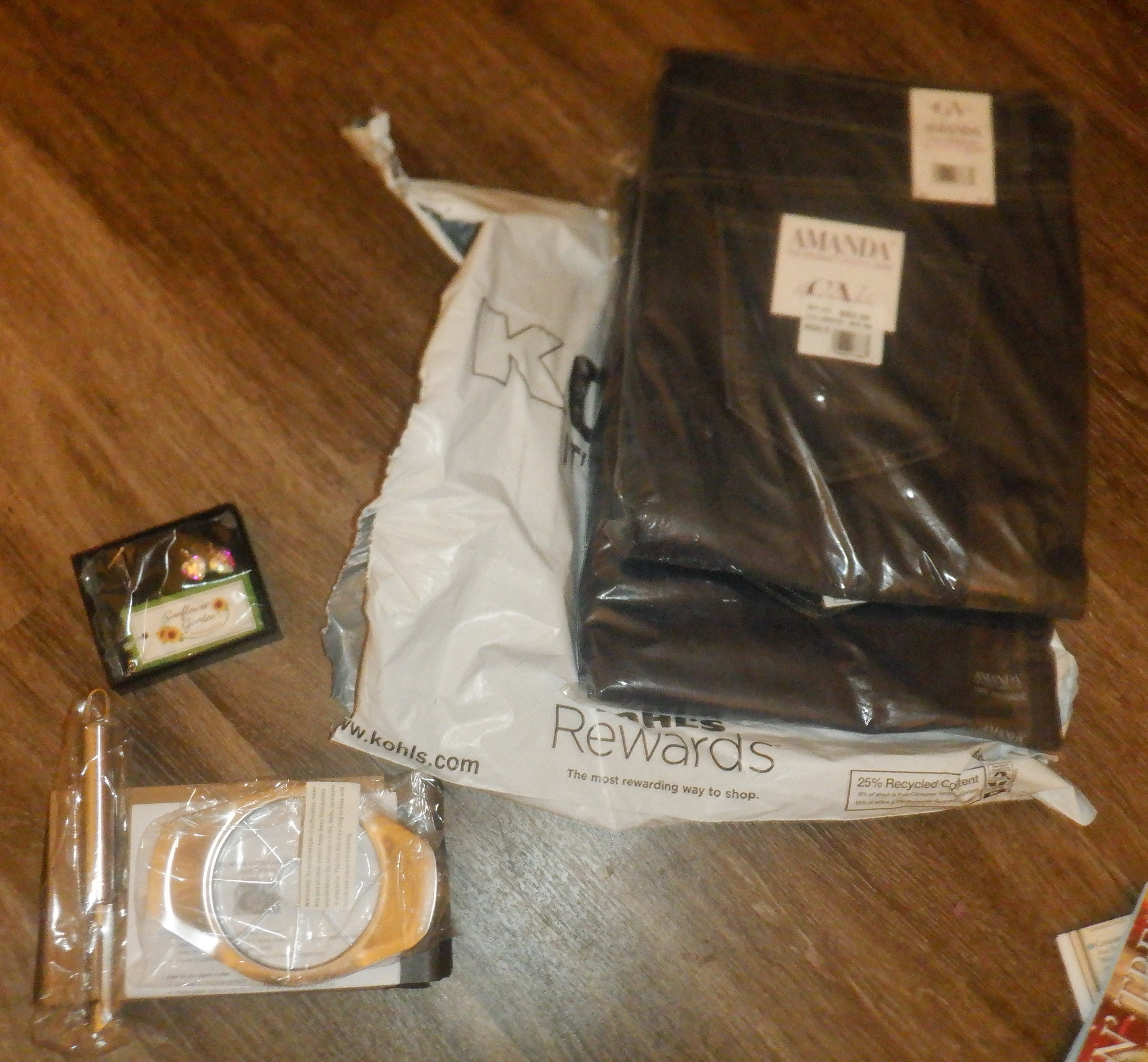 Photo I took of the mail I got today Photo I took of the mail I got today