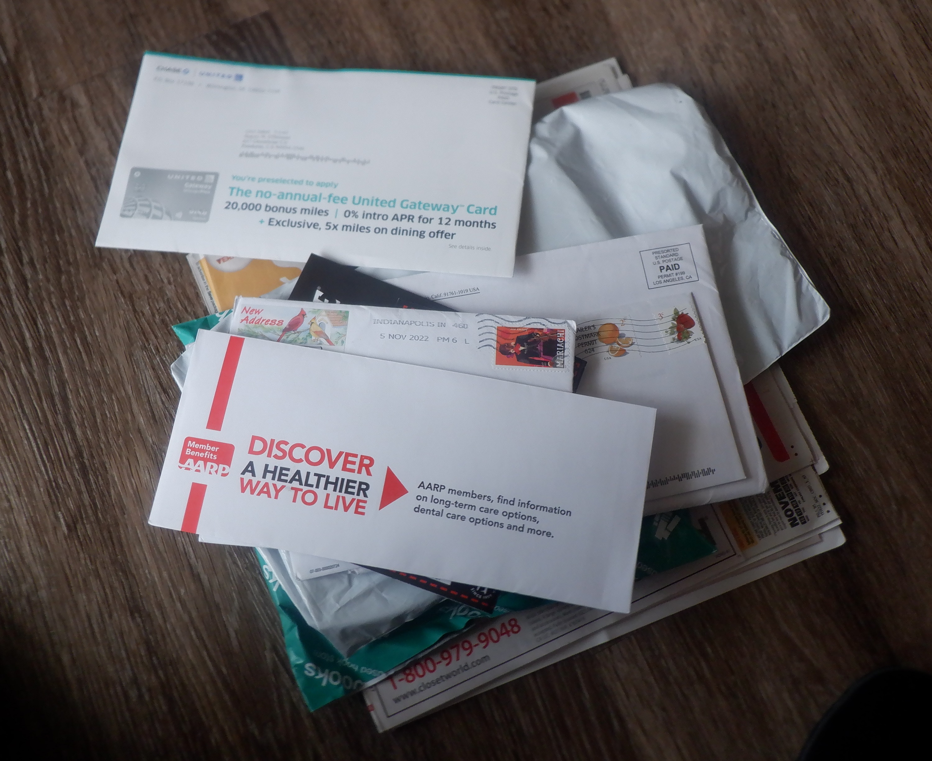 Photo I took of the stack of mail I got today Photo I took of the stack of mail I got today