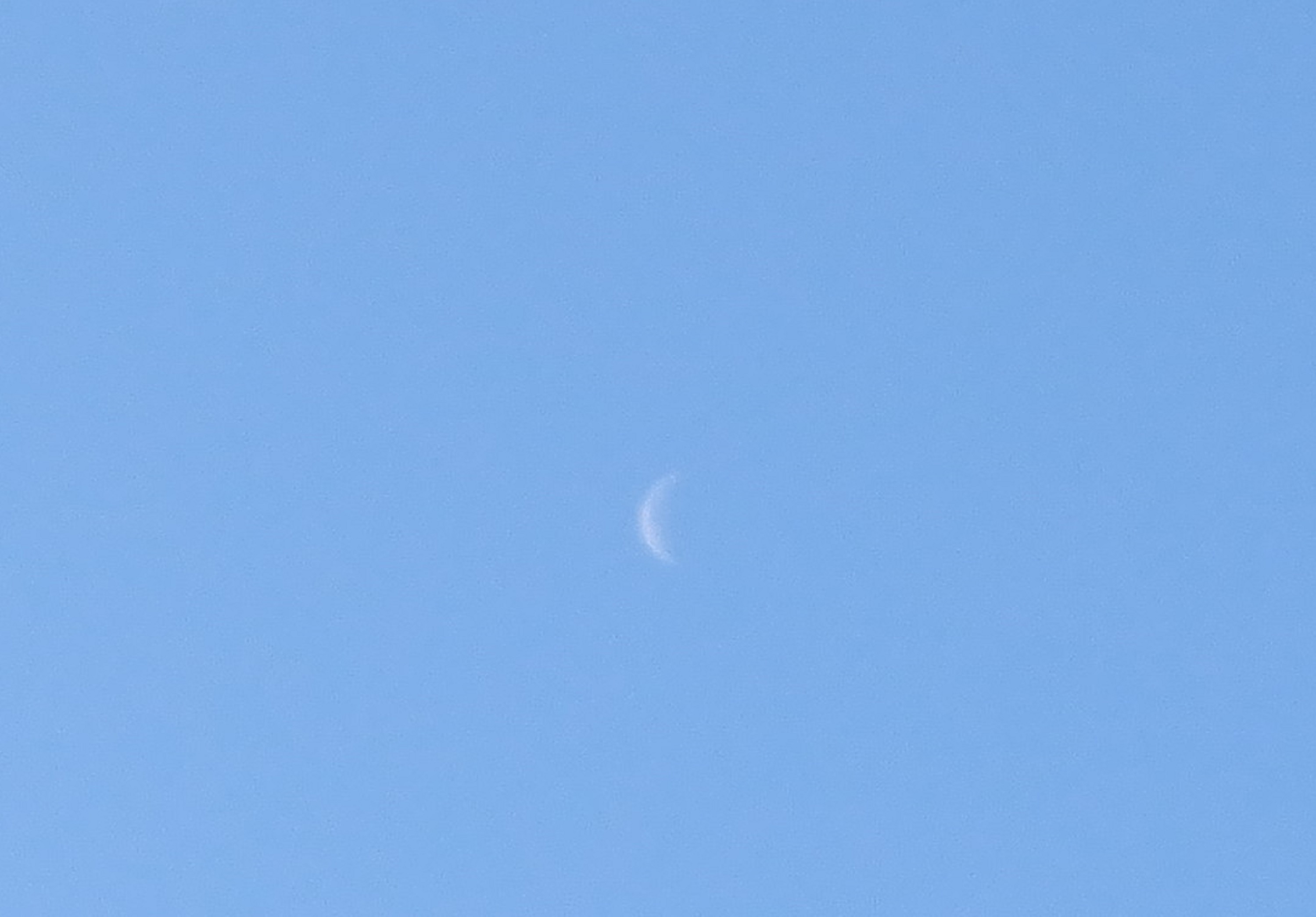 Photo I took and cropped to get just the moon Photo I took and cropped to get just the moon