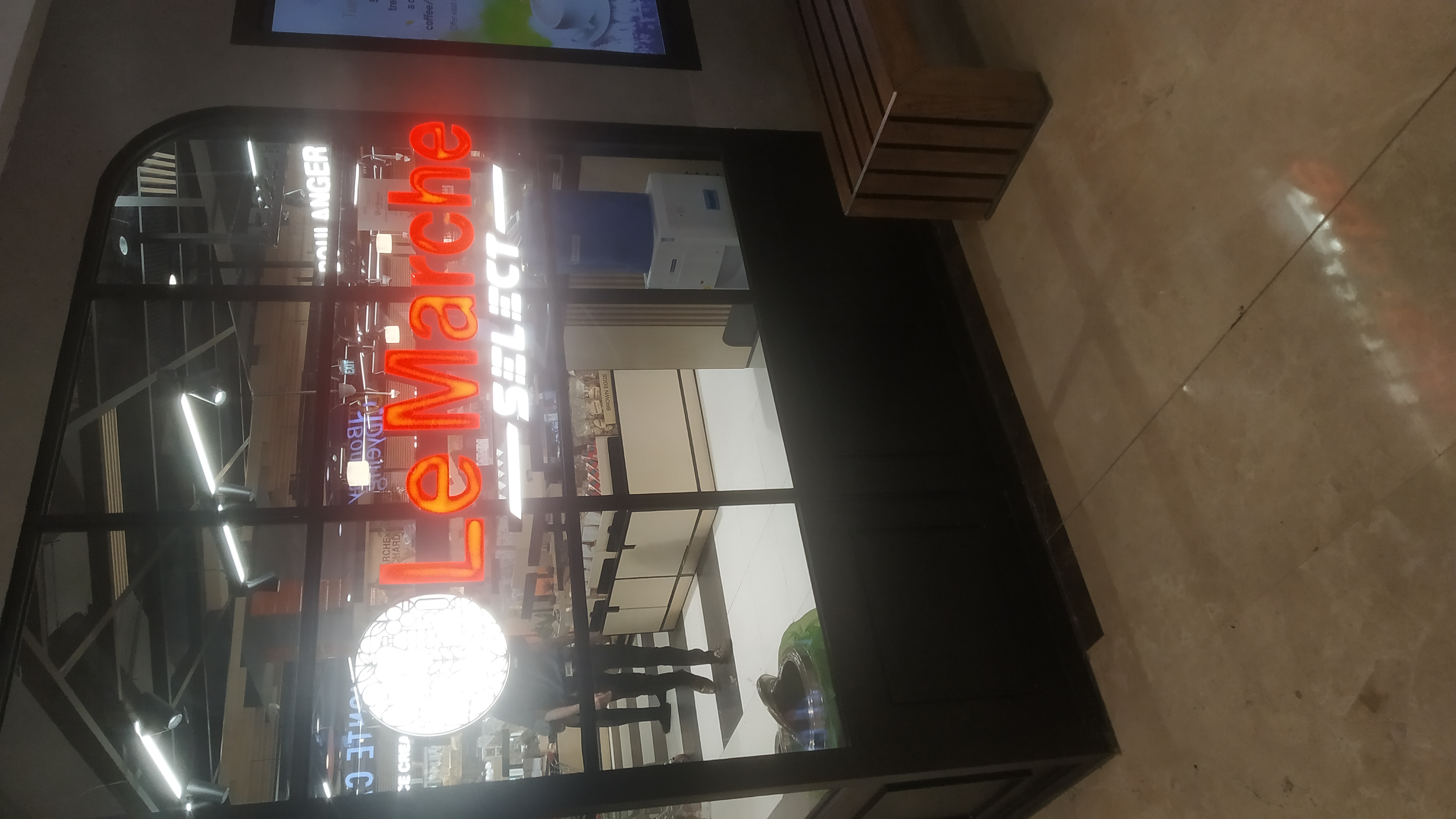 Le Marche store Le Marche store
