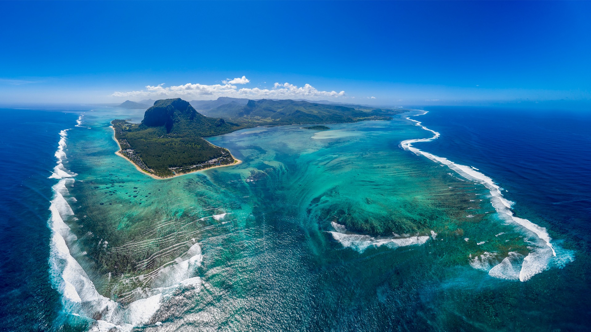 Image from https://www.andbeyond.com/destinations/indian-ocean-islands/mauritius/
