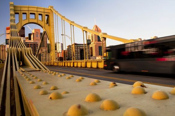 A bridge in Pittsburgh Pennsylvania A bridge in Pittsburgh Pennsylvania