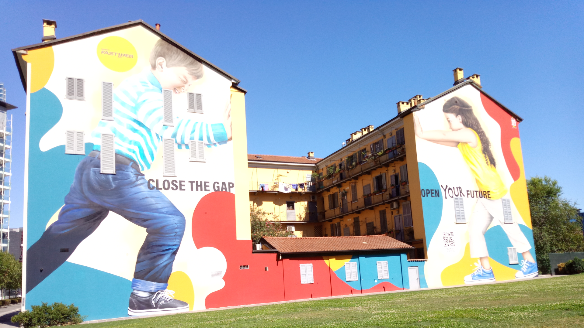 Murals color our cities