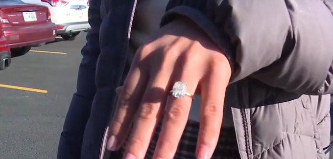 Engagement ring returned to a female in Ohio Engagement ring returned to a female in Ohio