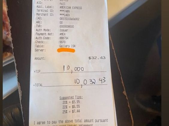 Receipt that contains a huge tip for servers at a cafe in Michigan