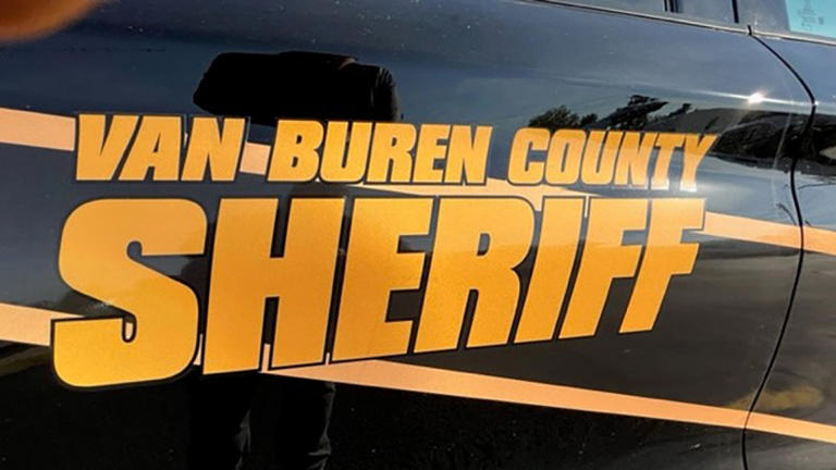 Image of a police car bearing the Van Buren Sheriff's Office Image of a police car bearing the Van Buren Sheriff's Office