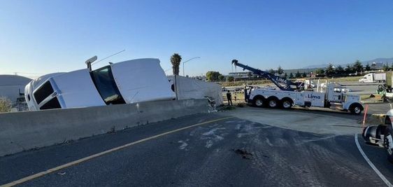 Overturned truck accident in San Jose California Overturned truck accident in San Jose California