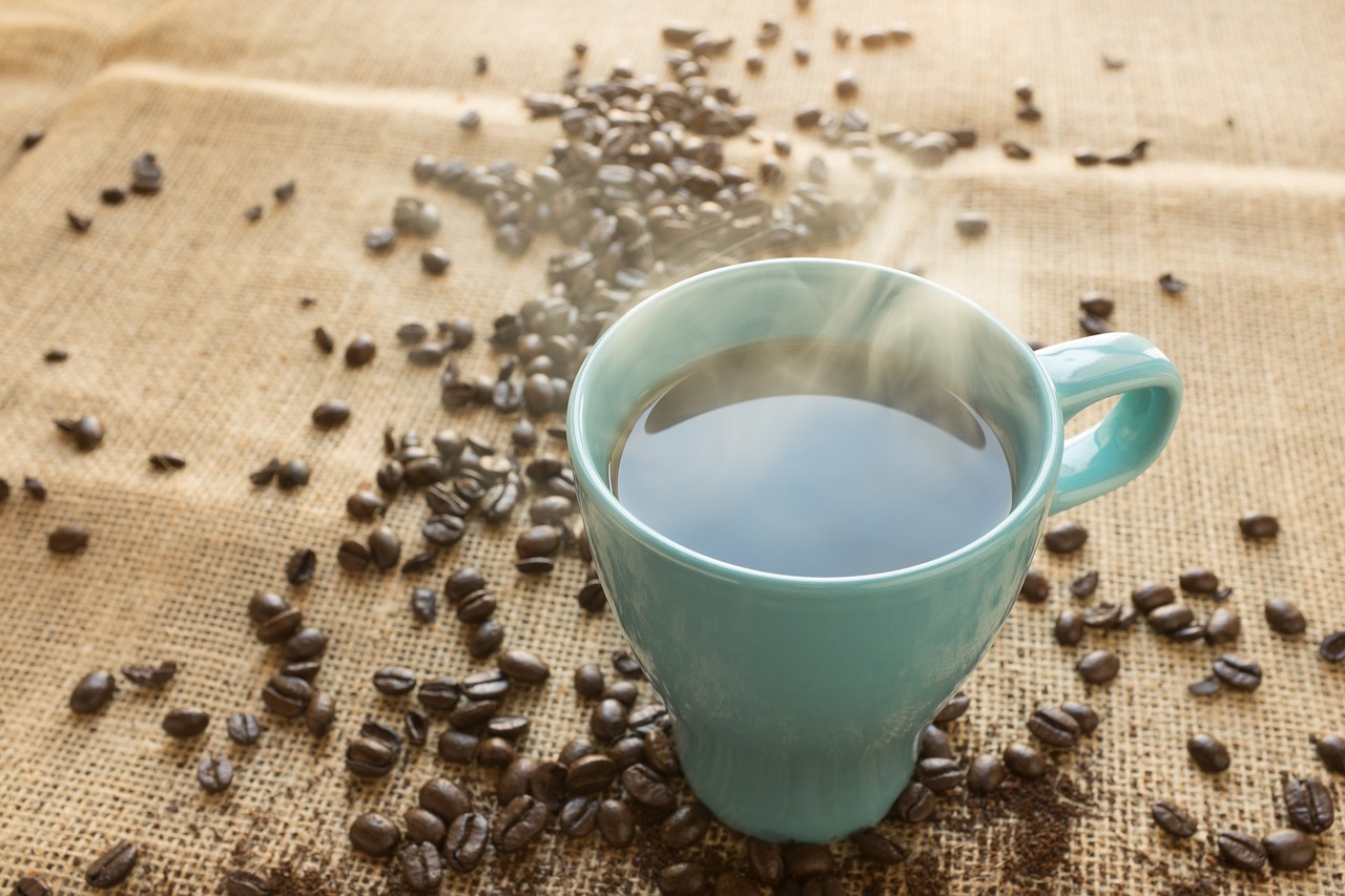 Coffee mug and beans from Pixabay