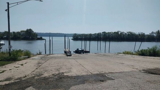 Firefighters in Peoria Illinois rescue one man who fell into the Illinois River Firefighters in Peoria Illinois rescue one man who fell into the Illinois River