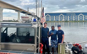United States Coast Guard rescue a surfer who was in the Gulf Of Mexico in Texas United States Coast Guard rescue a surfer who was in the Gulf Of Mexico in Texas