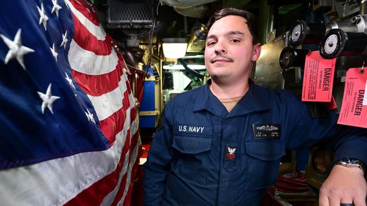 U S Navy sailor Gabriel Journey saves two strangers who were in a house fire in VA