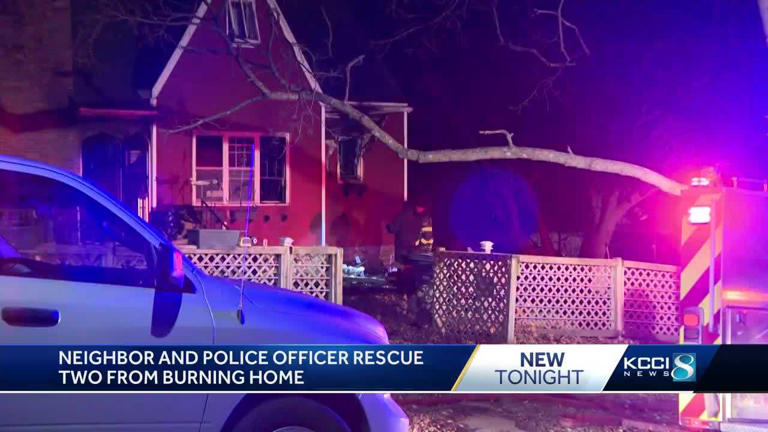 A house fire is Des Moines Iowa that rubbed out eight pets.