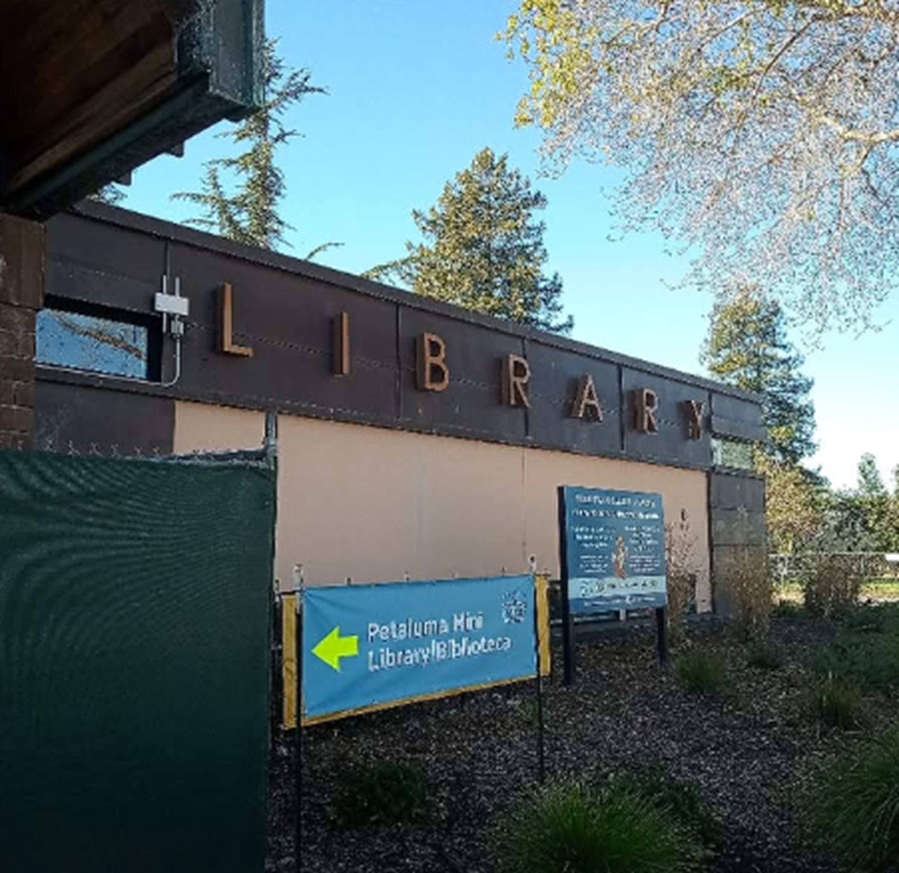 Photo of main library Photo of main library