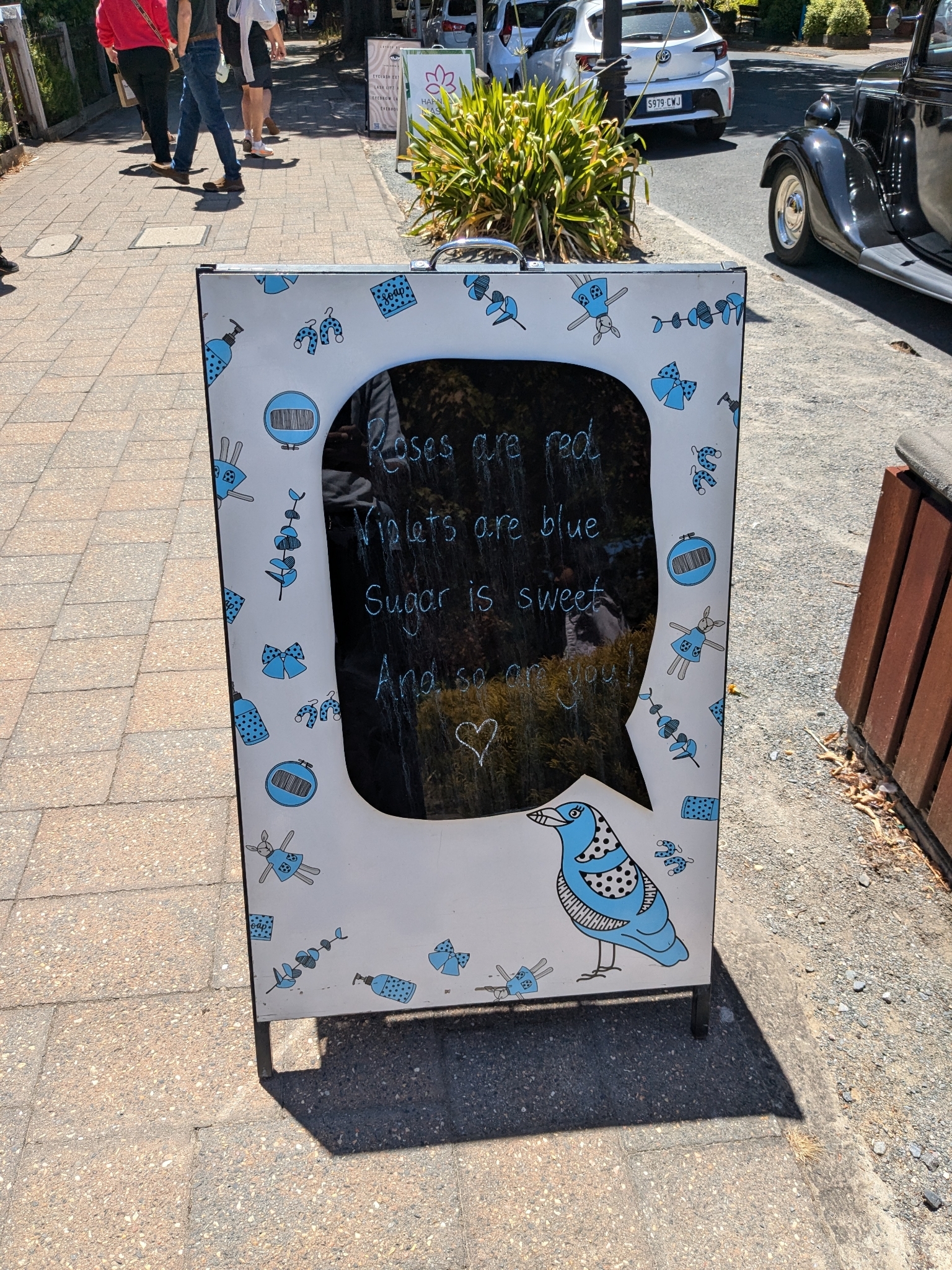 A sweet sign A sweet sign