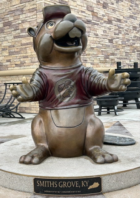 Buc-ee’s Beaver at Smith’s Grove, KY.  Photo taken by and the property of FourWalls.