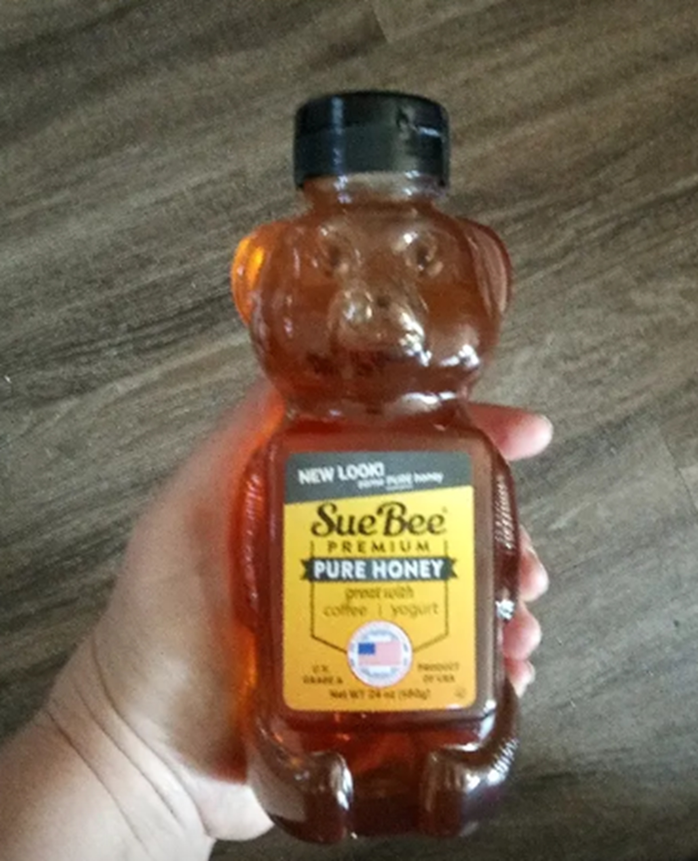 Photo I took of the honey bottle. Photo I took of the honey bottle.