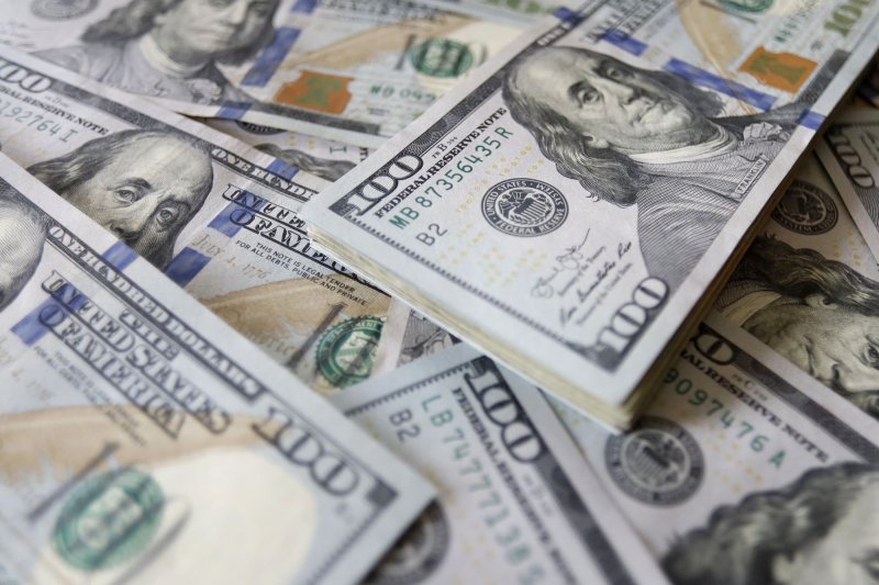 Image of money that was found on a road in Monroe Michigan