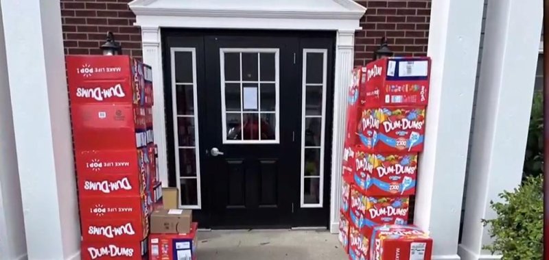 Lolli[ops ordered by a child from Amazon on the doorstep in Lexington Kentucky 
