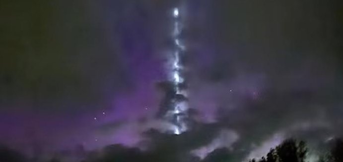 Mystery light over Arizona solved by an astronomer