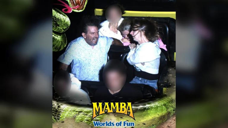 Couple in an amusement park ride save a girl who was riding behind them Couple in an amusement park ride save a girl who was riding behind them